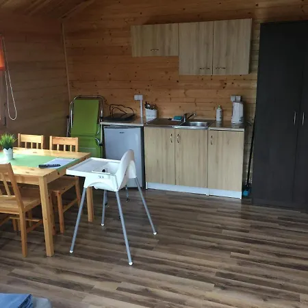 Letniskowe Korsarz Alojamento de Turismo Selvagem Rowy (Pomerania)