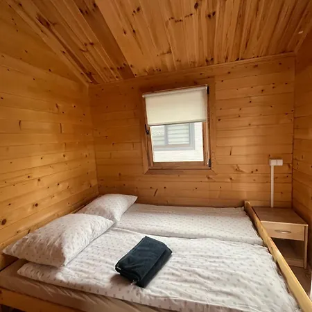 Letniskowe Korsarz Alojamento de Turismo Selvagem Rowy (Pomerania)
