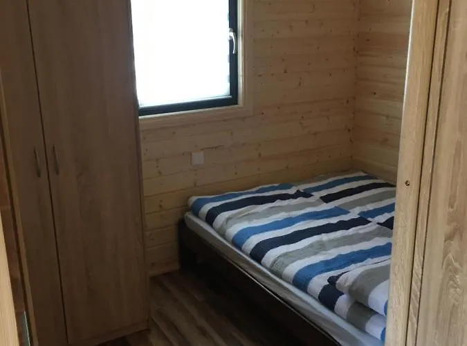 Letniskowe Korsarz Domek letniskowy *